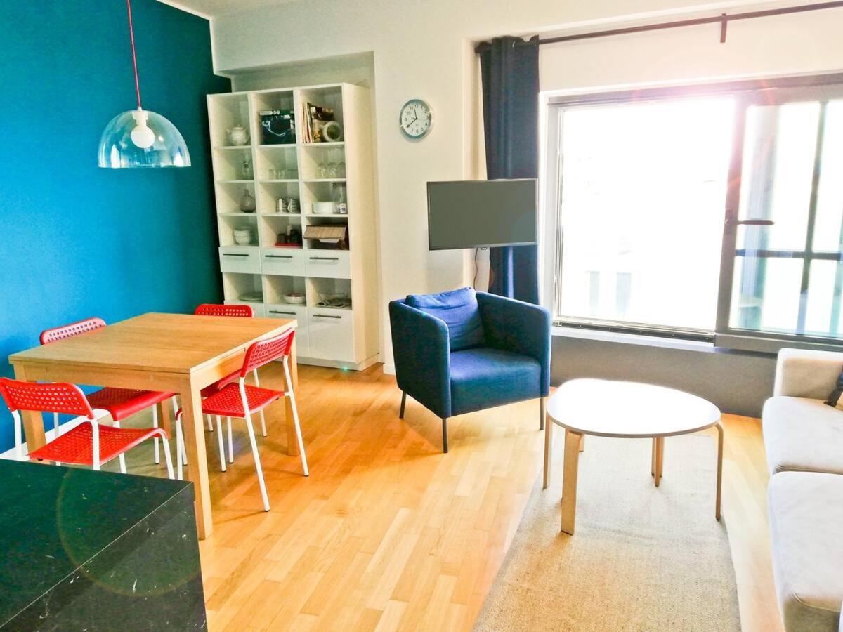 Ferienwohnung Modern & Bright Flat - 2 Min From The Sea Savona Exterior foto