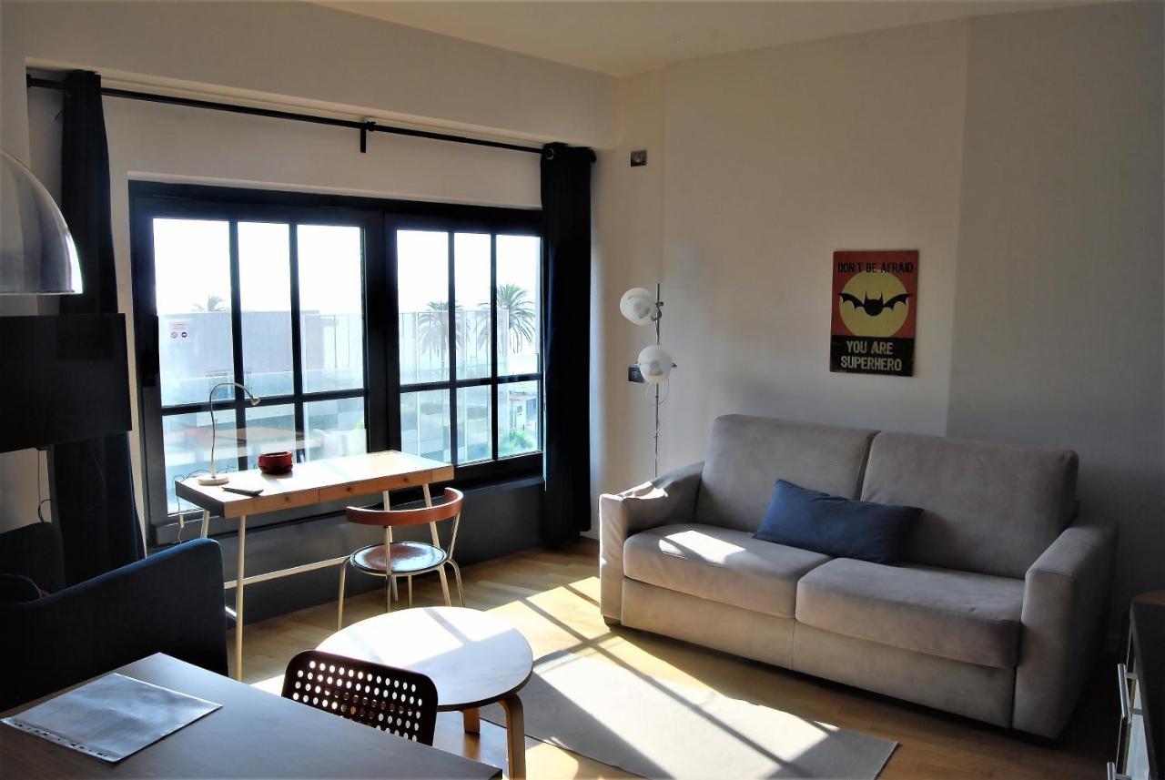 Ferienwohnung Modern & Bright Flat - 2 Min From The Sea Savona Exterior foto